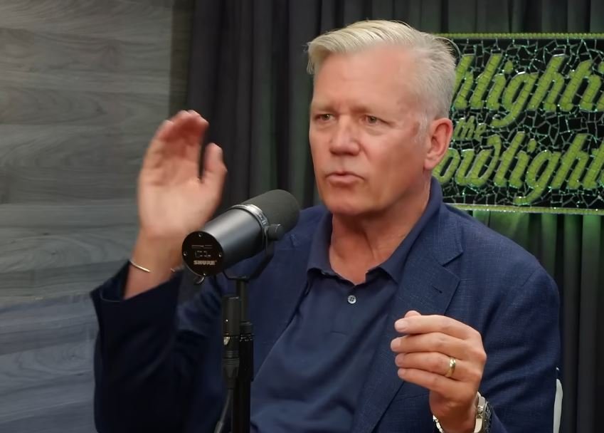 Chris Hansen Sued