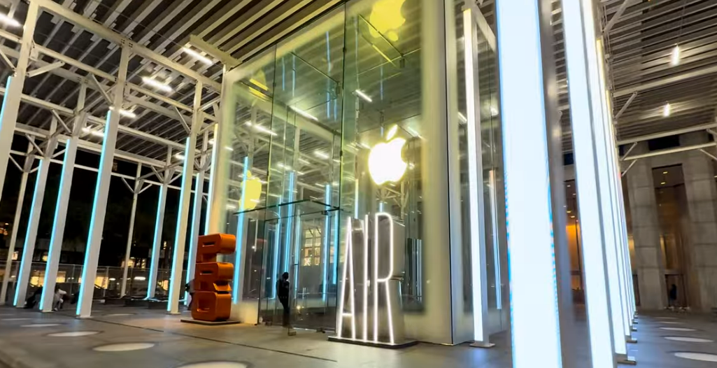 Apple Quietly Redefined Privacy