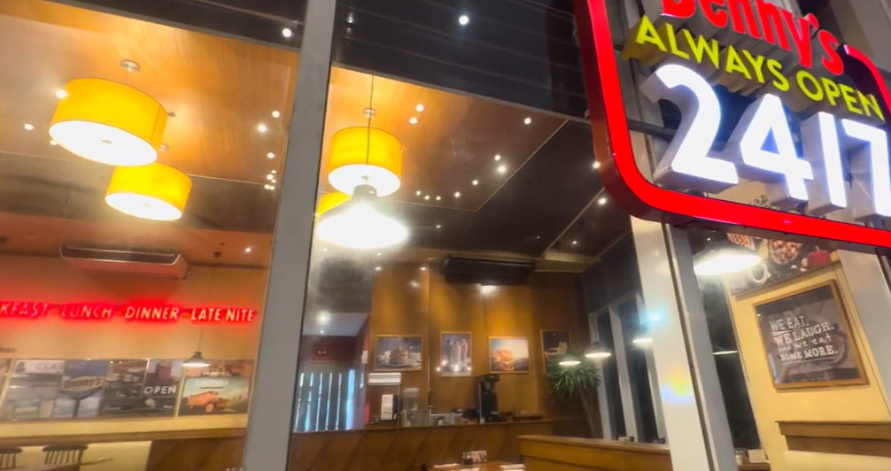 Denny's santa rosa closure