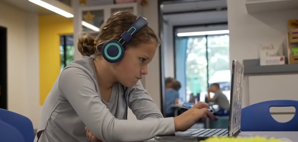 Awlyaa Education DZ: Algeria’s Classroom Goes Online