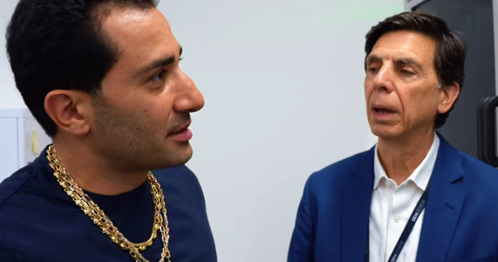 Trax Akay Confrontation Highlights Jewelry District Tensions