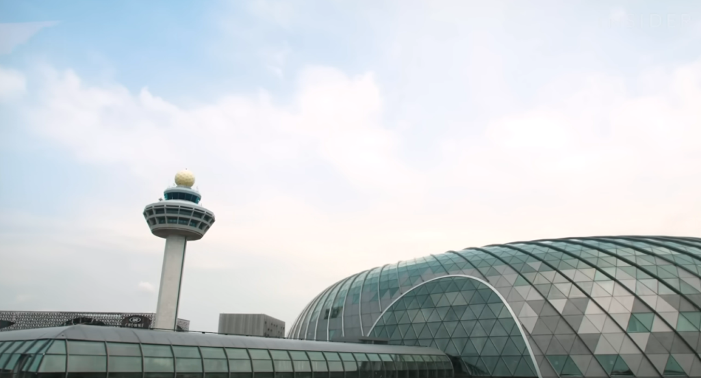 Singapore’s Changi Airport Launches Robot‑Assisted Check‑In to Cut Wait Times in Half