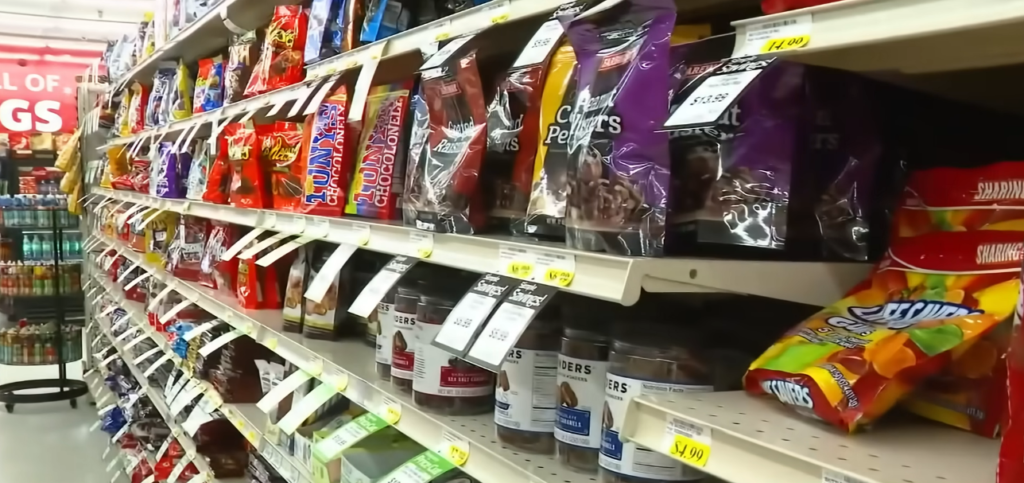 New SNAP Work Requirements Threaten Benefits for 340,000 in Illinois