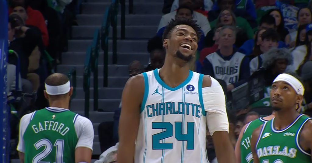 Hornets vs Rockets: The Night the Streak Reached 1999 Proportions