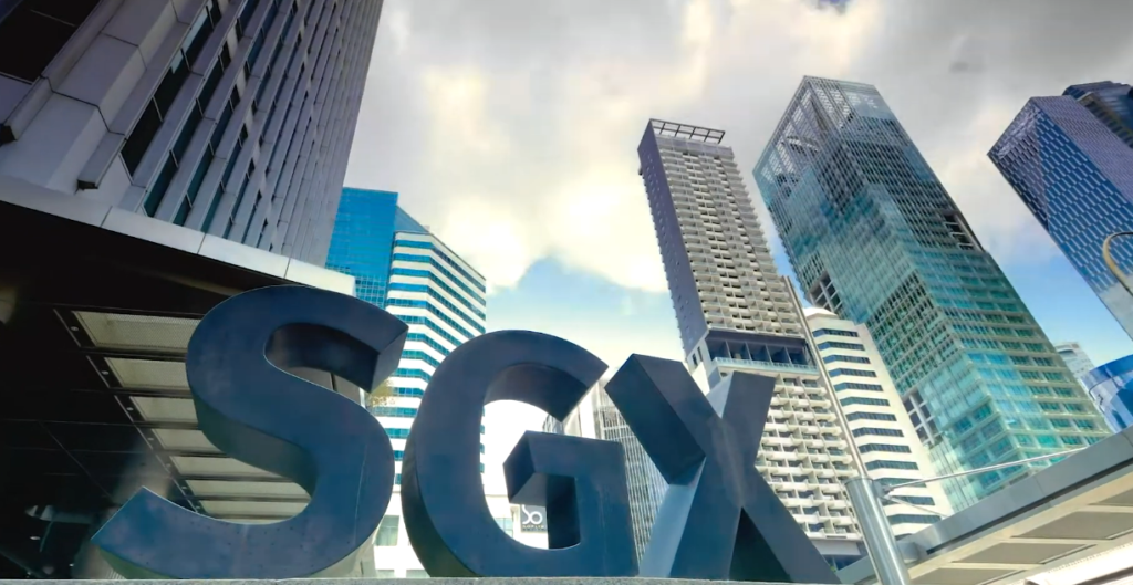 Can the YZJ Financial Share Price Recover After the Spin-Off Shock?