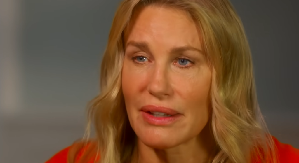 Daryl Hannah JFK Jr: The Love Story That Haunted America’s Most Famous Bachelor Daryl Hannah JFK Jr: The Love Story That Haunted America’s Most Famous Bachelor