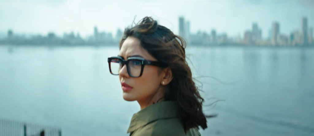 Do Deewane Shaher Mein Review: Siddhant and Mrunal Shine in a Film That Hesitates