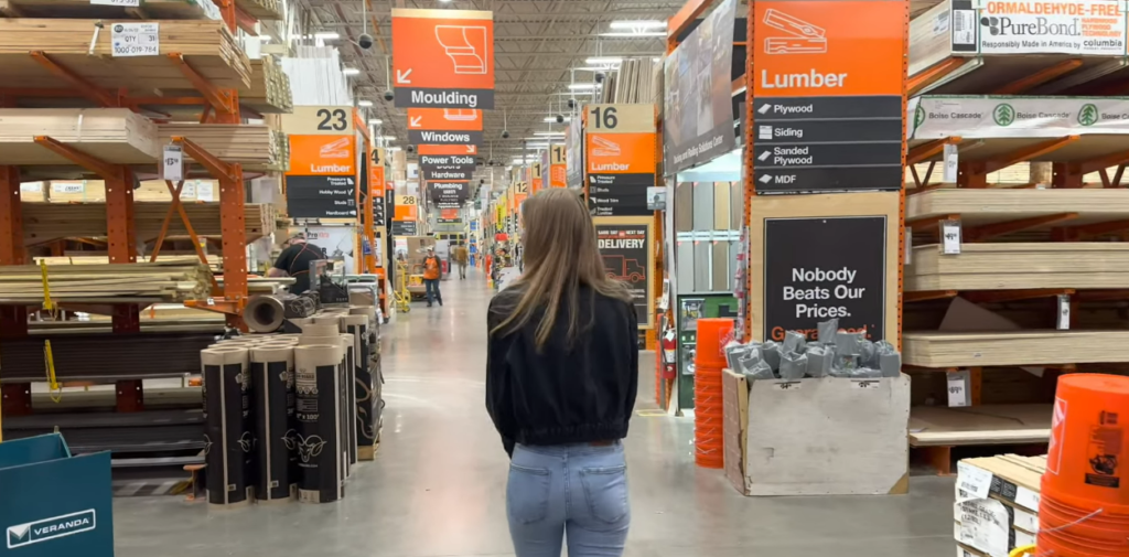 HD Stock Surges 2.8%—But Inside the Aisles, the Mood Is Different HD Stock Surges 2.8%—But Inside the Aisles, the Mood Is Different