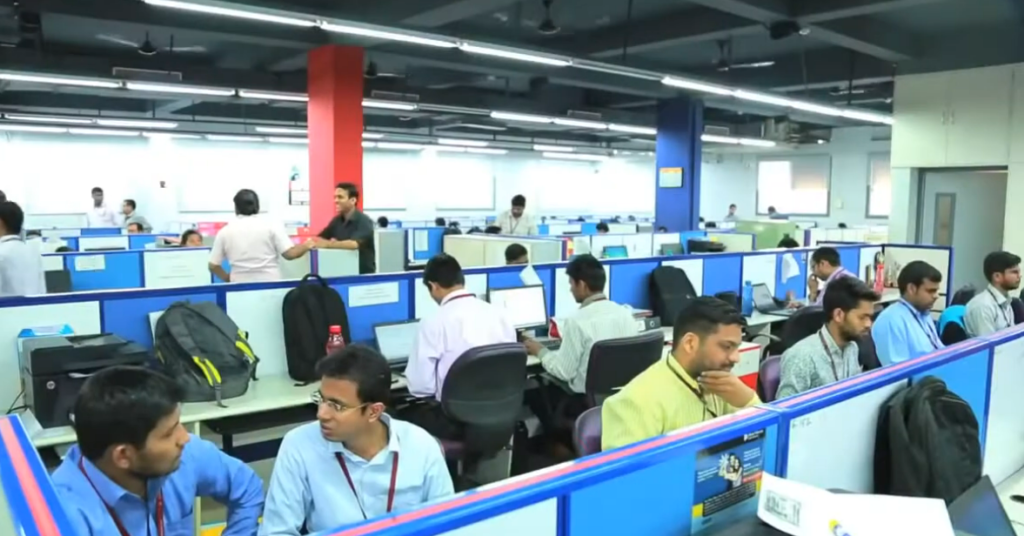 AU Small Finance Bank Stock Price Near ₹1,000: Breakout or Breather?