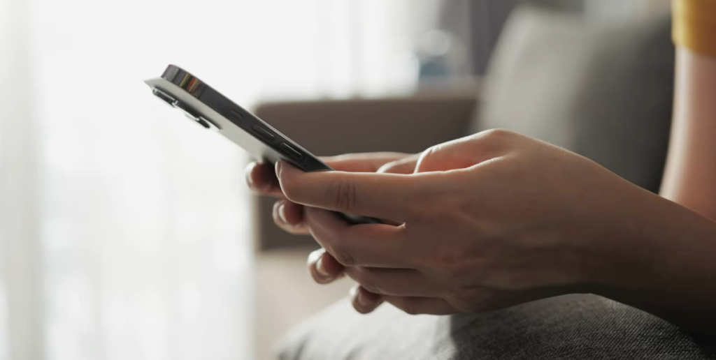 Who Is Katie Chudnovsky? The Private Life of Leonid Radvinsky’s Wife Revealed