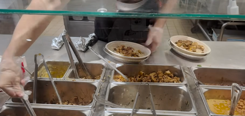 California Fast Food Wage Hike Effects: Higher Pay, Fewer Hours, and a Lot of Unanswered Questions California Fast Food Wage Hike Effects: Higher Pay, Fewer Hours, and a Lot of Unanswered Questions