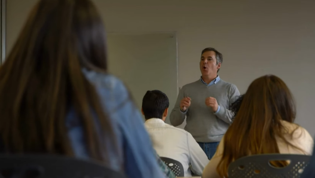 Inside the Hybrid Learning Crisis: Is Blended Education Innovation or Institutional Amnesia? Inside the Hybrid Learning Crisis: Is Blended Education Innovation or Institutional Amnesia?