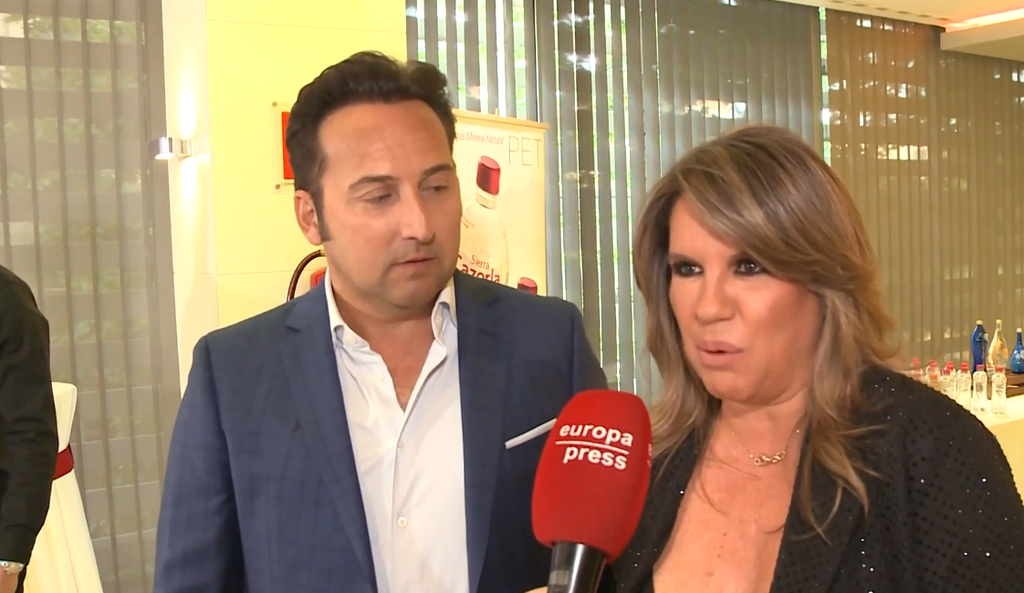 Carmen Porter: La periodista que lleva décadas explorando lo que otros prefieren ignorar Carmen Porter: La periodista que lleva décadas explorando lo que otros prefieren ignorar