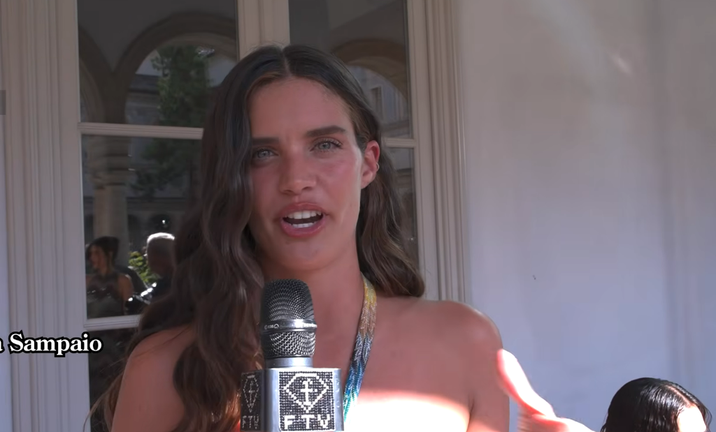 Sara Sampaio y Ferran Torres, pillados de la mano en París: la pareja que nadie se esperaba